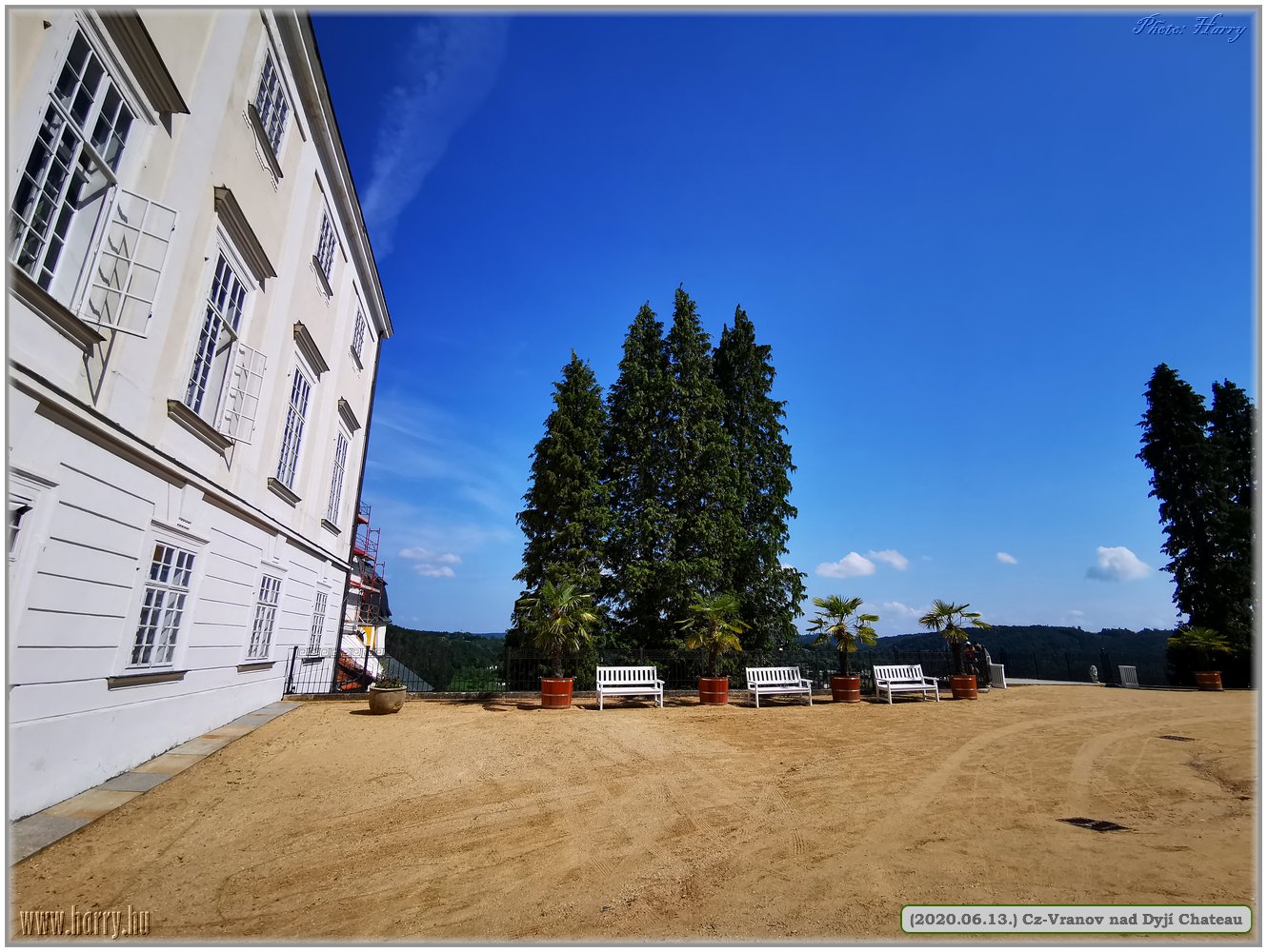 (2020.06.13.)Cz-Vranov_nad_Dyjí_Chateau-14.jpg