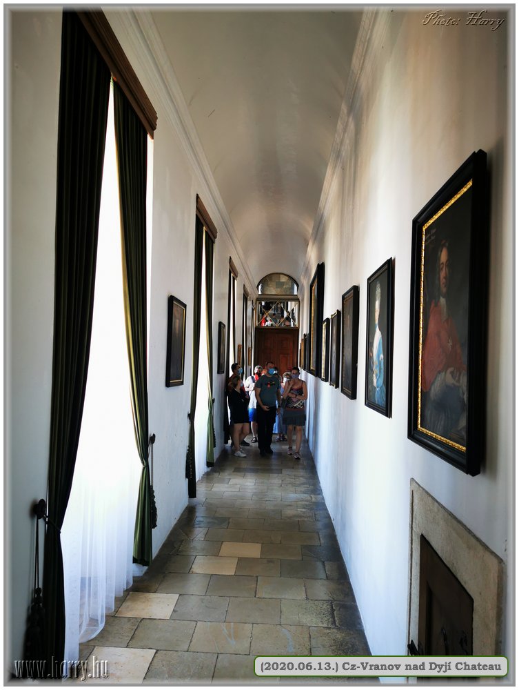 (2020.06.13.)Cz-Vranov_nad_Dyjí_Chateau-28.jpg