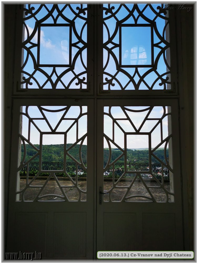 (2020.06.13.)Cz-Vranov_nad_Dyjí_Chateau-58.jpg