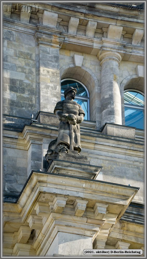 2021.oktober-D-Berlin-Reichstag-35.jpg