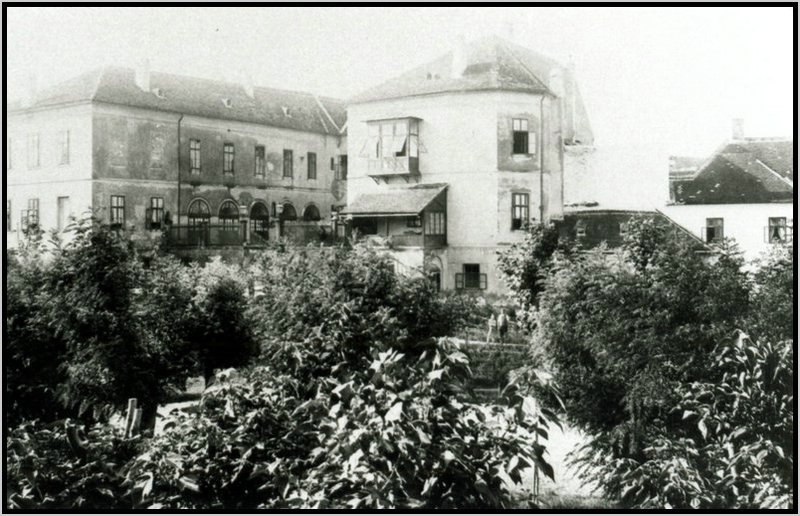 1900-korul-fay a kert felol .jpg
