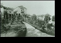 1900-korul-fay a kert felol -3.jpg