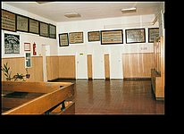 2000 pocsi utca-folyoso reszlet-1.jpg