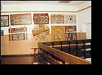 2000 pocsi utca-folyoso reszlet-2.jpg