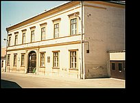 2000 pocsi utca.jpg