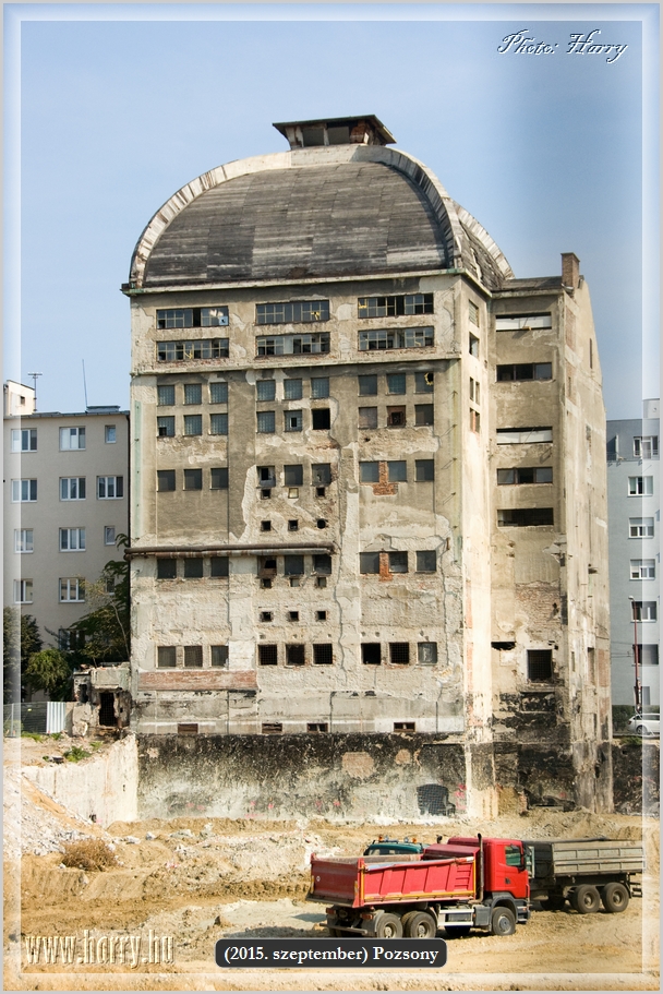 126.jpg