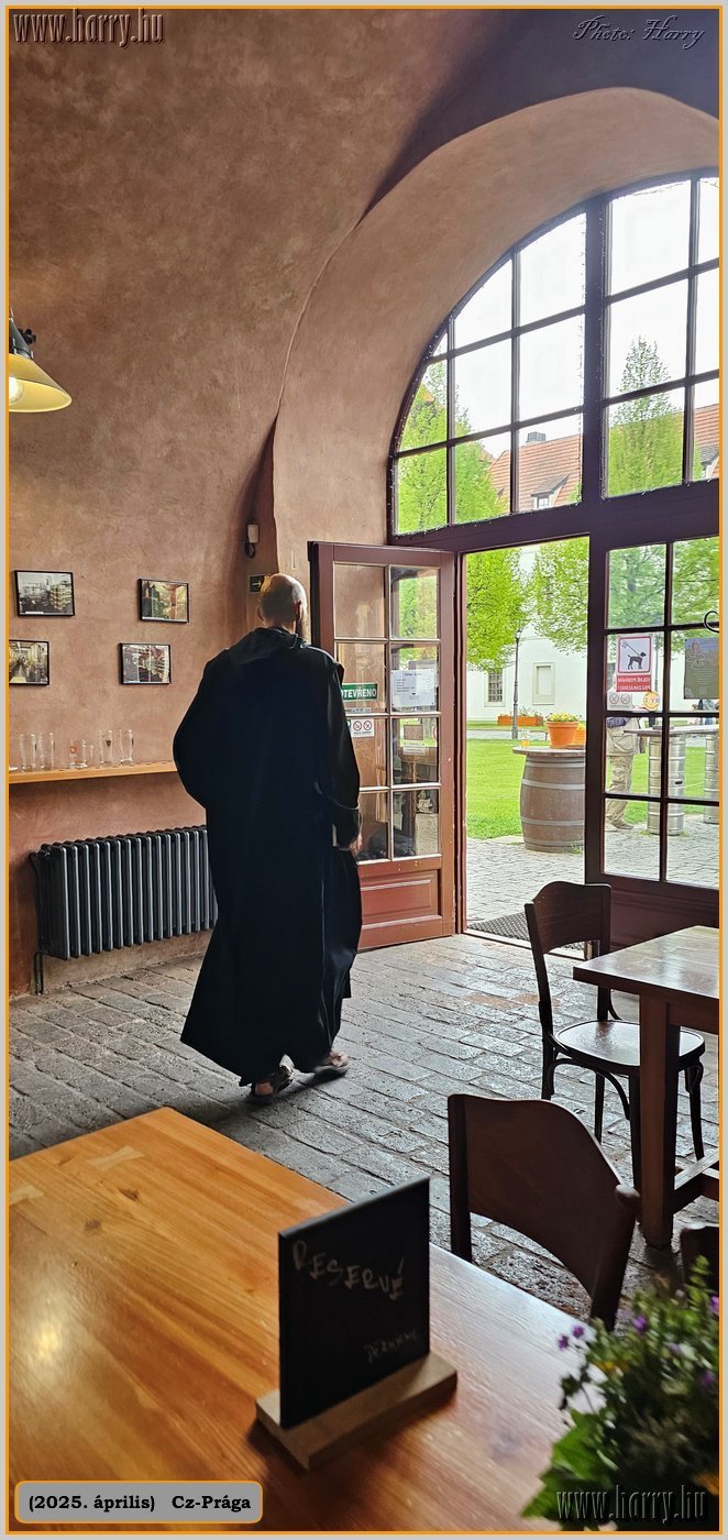 2025.04.-Cz-Praga-017.jpg