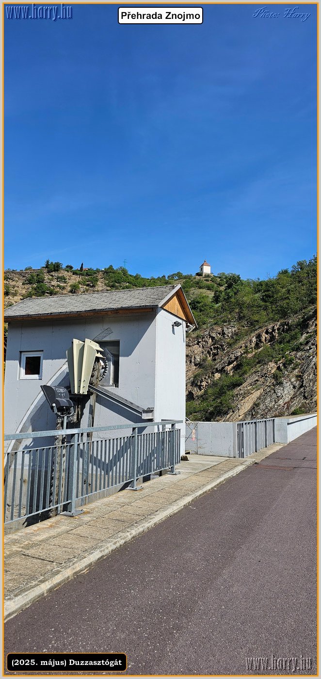 Cz-Znojmo-Duzzaszto-gat-Přehrada_Znojmo-031.jpg